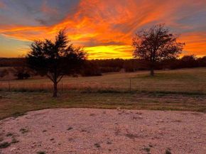 Near Buffalo River King Bed Sleeps 5 Secluded